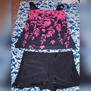 2 piece swim suit. Size Lg. Pink and black.
